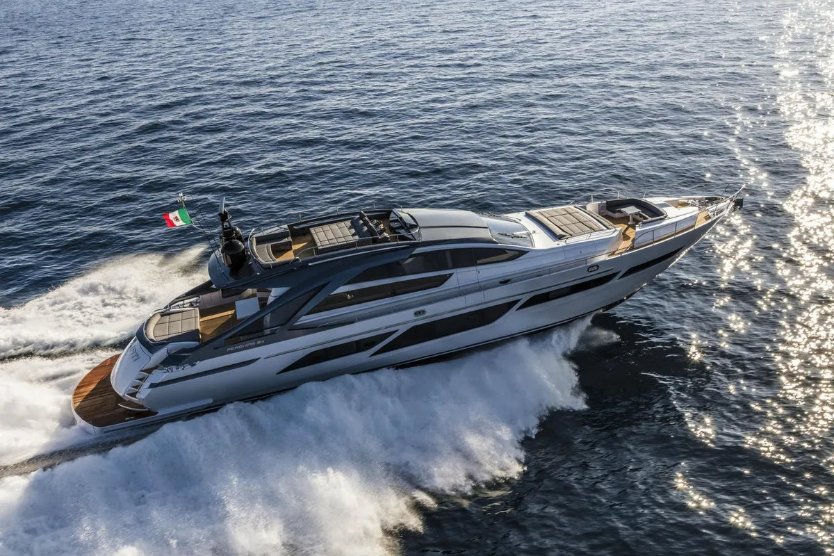 Pershing 8X