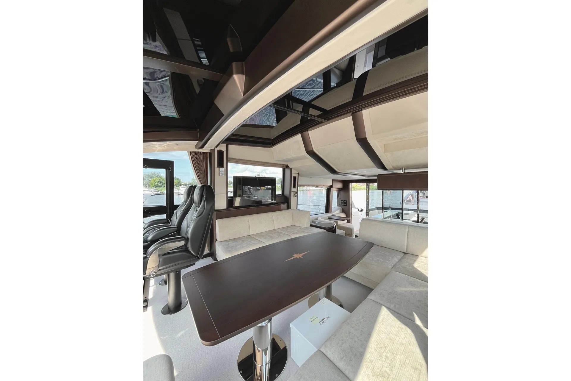 GALEON 700’ SKY