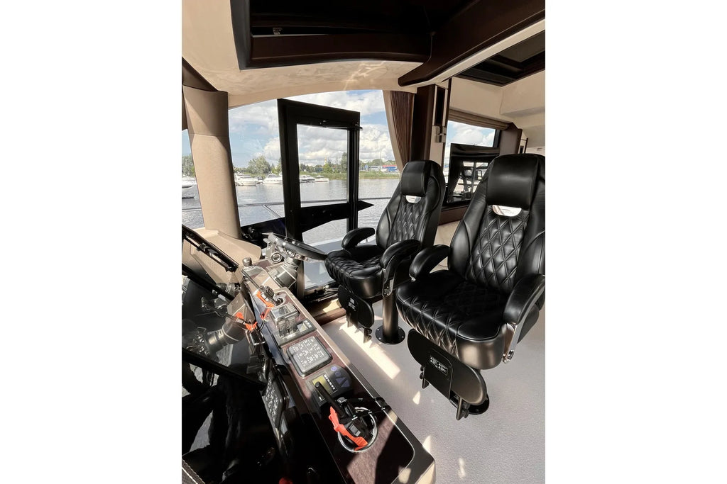 GALEON 700’ SKY