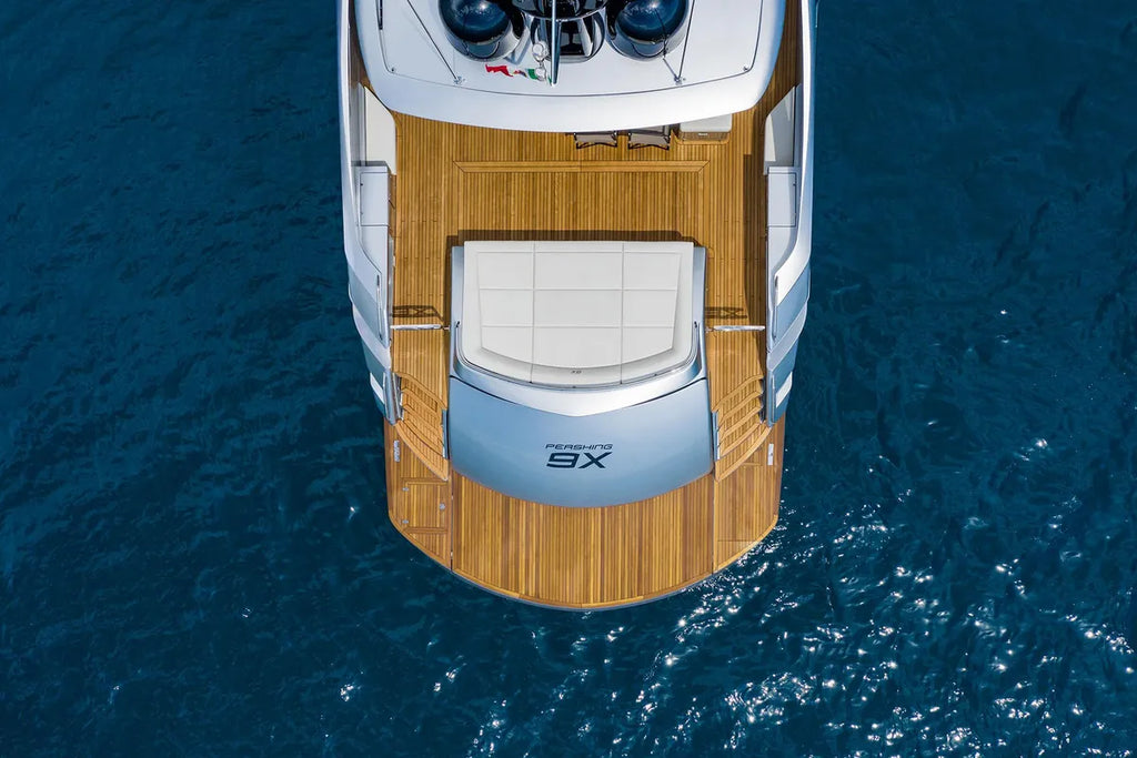 Pershing 8X