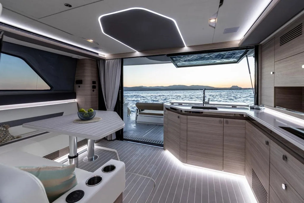 AQUILA 46 COUPE