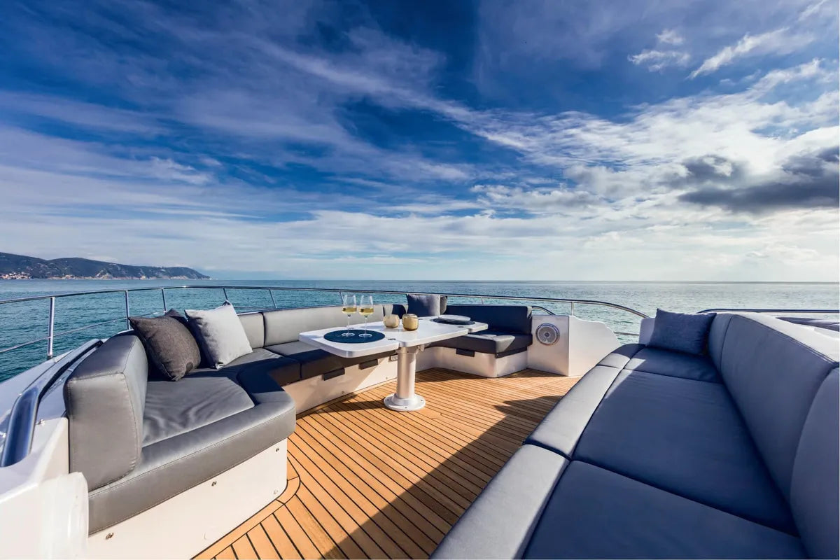 Pershing 8X