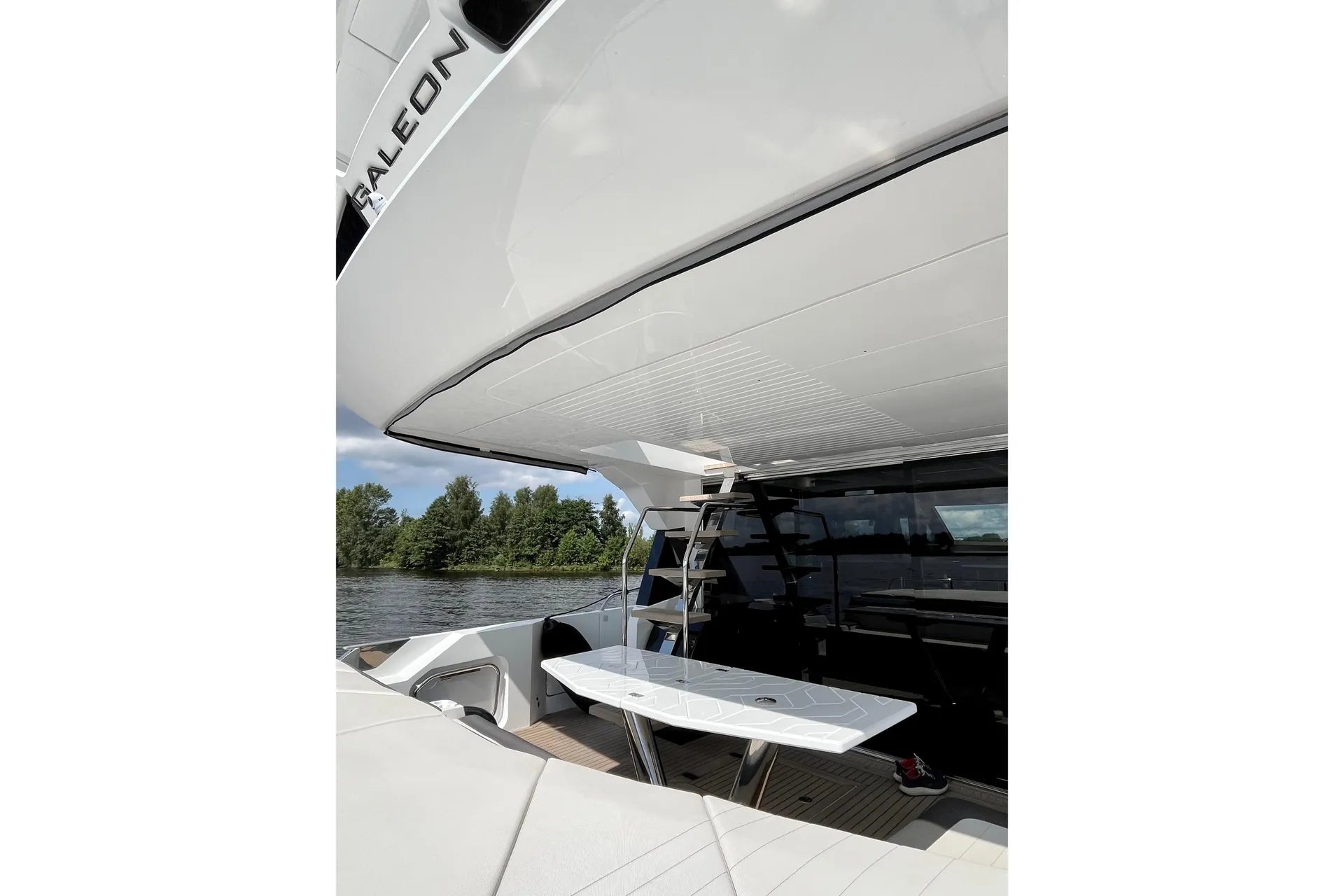 GALEON 700’ SKY