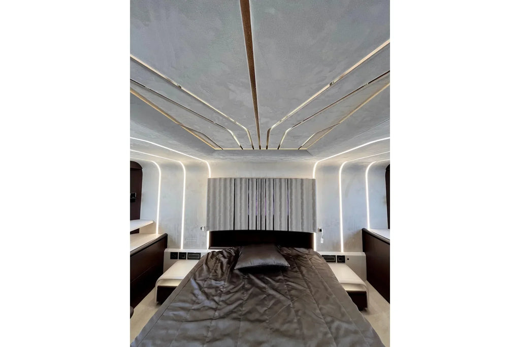 GALEON 700’ SKY