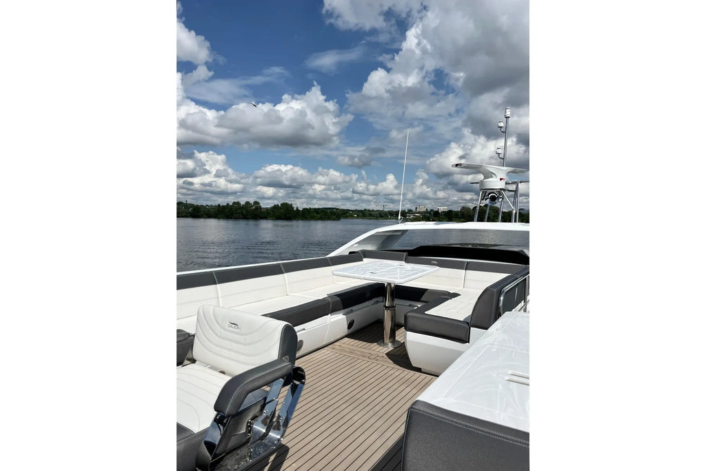 GALEON 700’ SKY